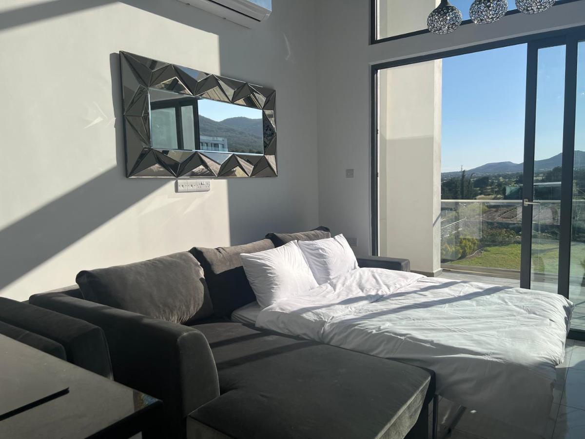 Hermes Penthouse Akanthou Экстерьер фото